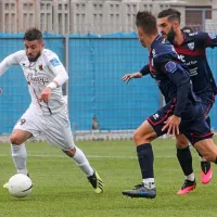 Sežanskega Christosa Rovasa spremljata Goran Cvijanović in Nejc 
Mevlja.