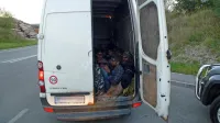 Šesterici obtoženih tožilstvo očita najmanj 24 kaznivih dejanj 
prepovedanega prehajanja meje.