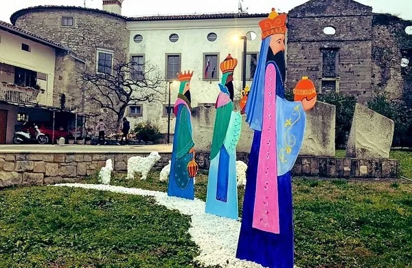 V Vipavski  Križ so prispeli tudi veliki sveti trije kralji.