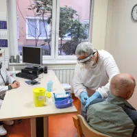 V Obalnem domu upokojencev v Kopru so cepili veliko večino 
stanovalcev. 