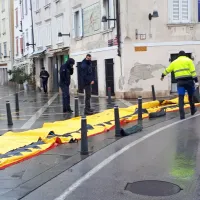 Visoka plima zalila nižje predele v Piranu in Izoli