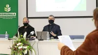 Darko Ličen in vodja službe za zbiranje odpadkov Dario Rolih (z 
leve). 