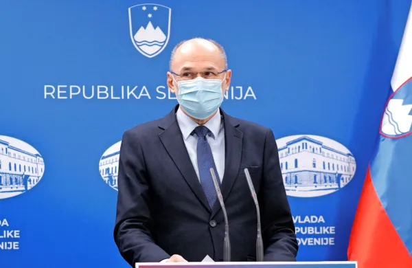 Vladni govorec Jelko Kacin