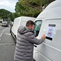 Na Hrva&scaron;ko po potresu prihaja vse več pomoči