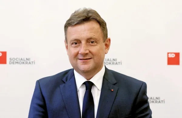 Z novim koronavirusom je okužen poslanec SD Soniboj Knežak.