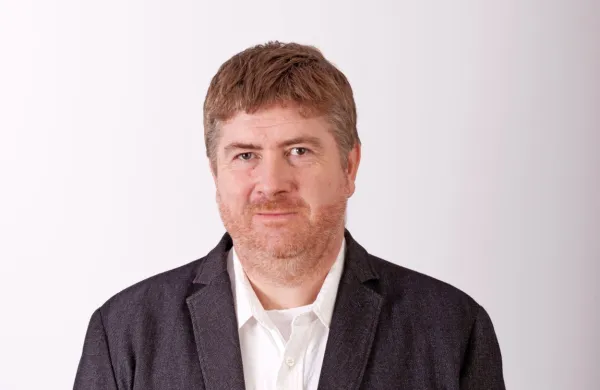 Dr. Rok Svetlič