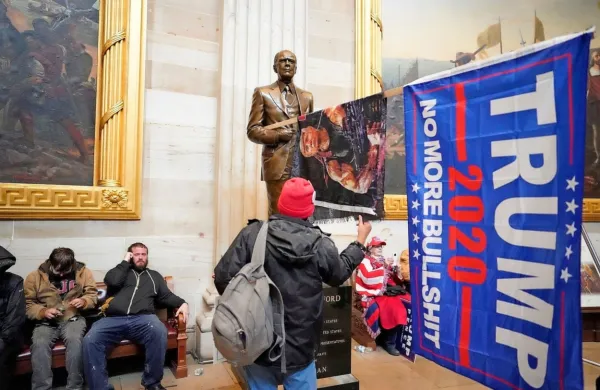 Napadalcem na ameri&scaron;ki kongres grozi do deset let zapora