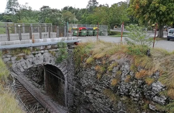 I&scaron;čejo gradbince za nov most
