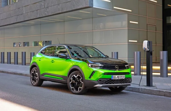 Opel  bo večino prodajnih aktivnosti usmeril v priljubljeno mokko. 
Ta prihaja v začetku pomladi.

