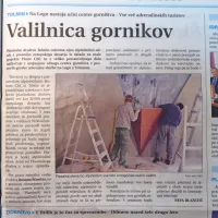 Planinsko društvo Tolmin je v prostorih gorske reševalne službe na 
Logu v Tolminu urejalo učni center gorništva.