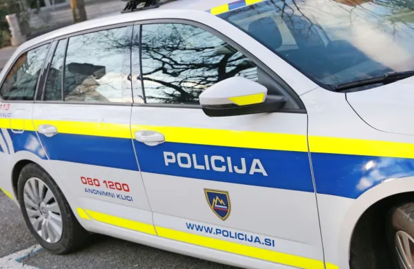 Zaposlena ukradla suhomesnate izdelke