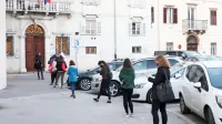 Osrednja knjižnica Srečka Vilharja v Kopru, kjer je v času 
epidemije   prizor na fotografiji stalnica, v jubilejnem, 70. letu 
delovanja načrtujejo več aktivnosti in novosti.   