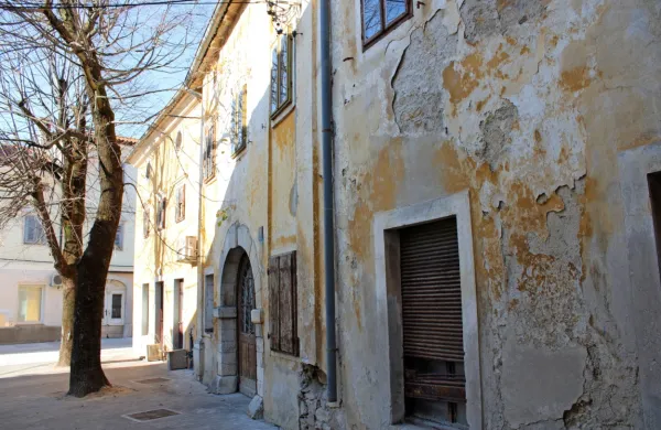 Občina je za prenovo pritličja Rustjeve hiše in vzpostavitev  
doživljajskega centra mlinarstva in pekarstva dobila 310.000 
evrov. 