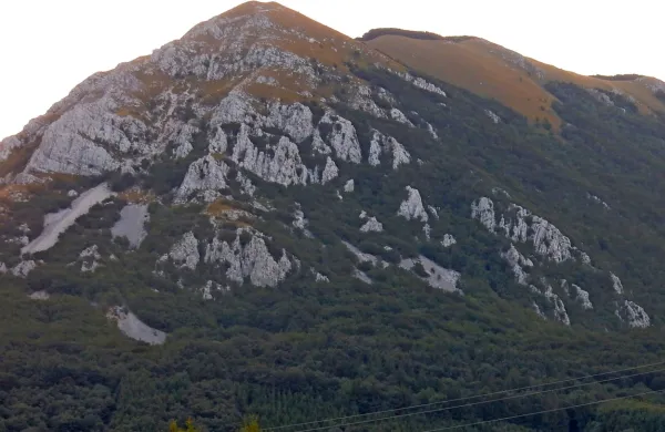 Nanos je eden od 12 vrhov z žigi v postojnski in pivški občini.