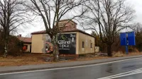 V nekdanji stražnici  na mejnem prehodu Lipica namerava Kobilarna Lipica urediti osemenjevalno središče.