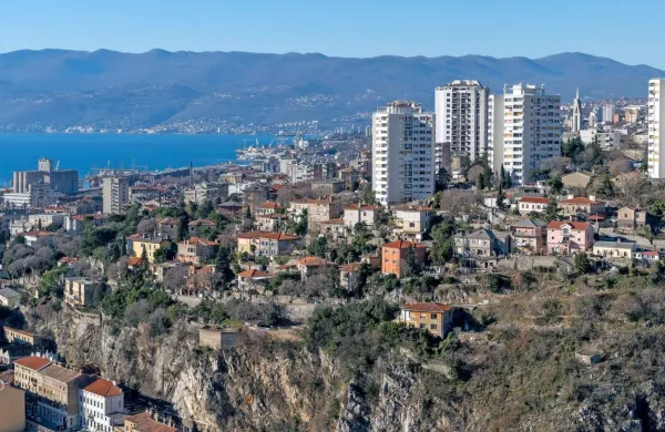 Na Hrvaškem je sedaj 2519 aktivnih primerov okužbe z novim 
koronavirusom.