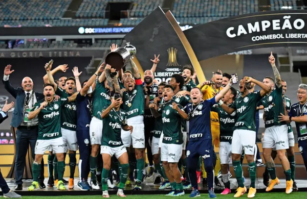 Tako so se nogometaši Palmeirasa razveselili zmage v pokalu 
Libertadores.  