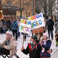 Na Gori&scaron;kem zahtevajo odprtje &scaron;ol in vrtcev