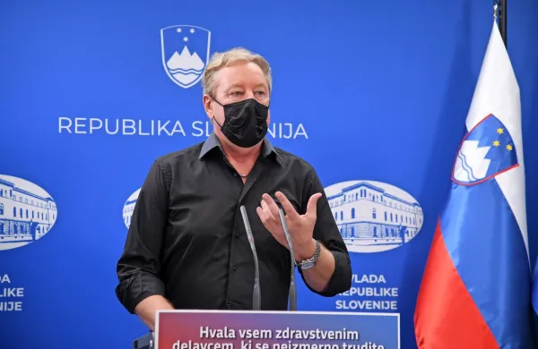 Borut Štrukelj, profesor na Fakulteti za farmacijo v Ljubljani