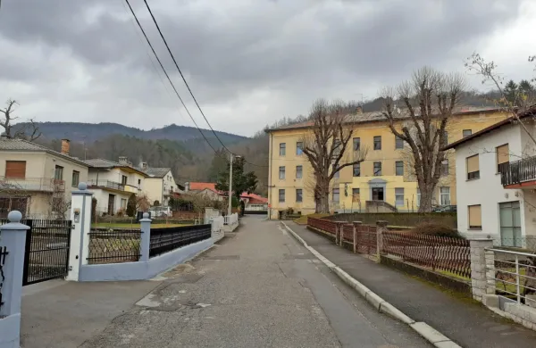 Občina bo s stanovanjem za brezdomne upravljala sama.