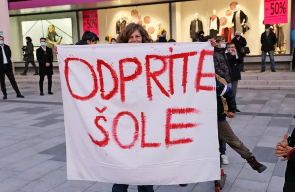 Želja naj bi se v naslednjih dneh uresničila vsem učencem 
osnovnih šol in nekaterim dijakom.