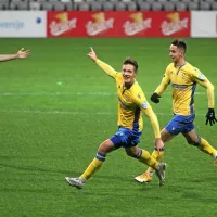 Matej Palčič (v sredini) se je le nekaj minut veselil izenačenja.