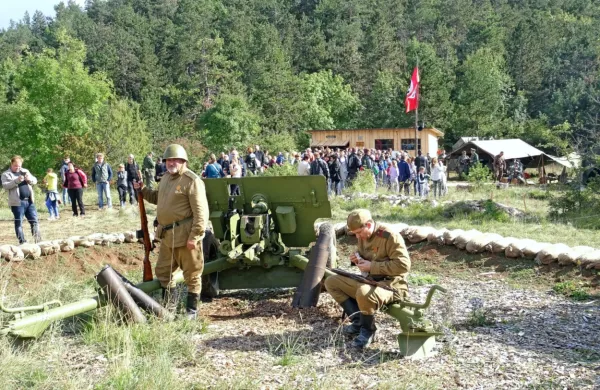 Lani je Park vojaške zgodovine ostal brez množičnih dogodkov, ki 
običajno privabijo veliko obiskovalcev, in z veliko manj prodanimi 
vstopnicami. 
