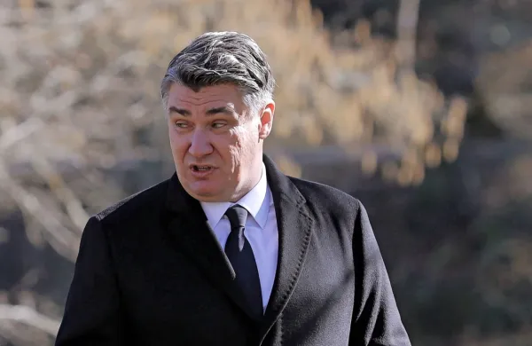 Hrvaški predsednik Zoran Milanović je ocenil, da je Evropska unija 
izigrala vse, ko gre za nabavo cepiva proti covidu-19.