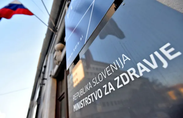 Ministrstvo za zdravje ima namen se vključiti v nakup naprave, ki 
bo nekaterim bolnikom s krvnimi raki omogočila zdravljenje s 
CAR-T celično terapijo.