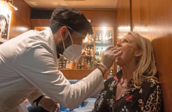 V Avstriji porast novih različic novega koronavirusa