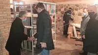 Pred kratkim so si vpleteni v pripravo razstave ogledali in izmerili 
prostore v kleti in avli Stergulčeve hiše.  