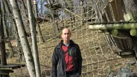 Robert Krkoč te dni skrbi, da bo solkanski pustolovski park prvi 
vikend v marcu pripravljen na obiskovalce. 