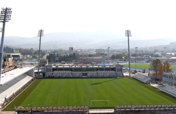 

EP bodo v Sloveniji gostili Maribor, Ljubljana, Koper (na fotografiji) 
in Celje, na Madžarskem pa Budimpešta, Györ, Szekesfehervar in 
Sombotel.