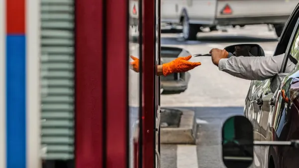Od ponedeljka kontrolne točke na mejah z Italijo, Avstrijo in Madžarsko