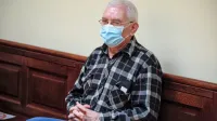 

Dragan Kukanja je zaradi uboja mame znova sedel na zatožno klop 
novogoriškega okrožnega sodišča.