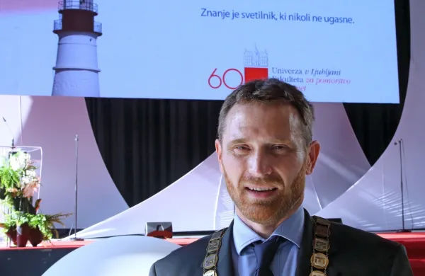 Peter Vidmar 