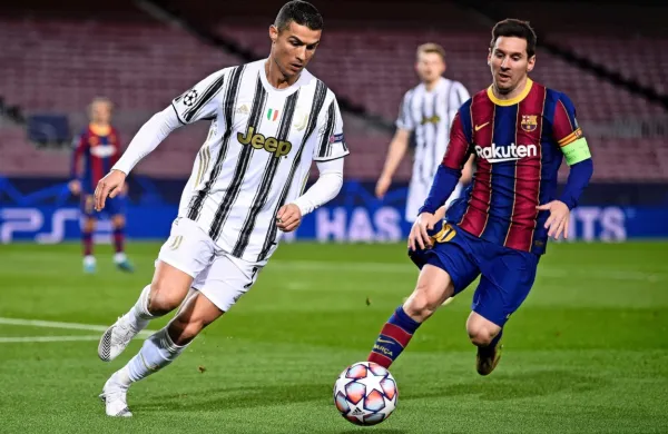 Kje in kdaj se bosta spet srečala Cristiano Ronaldo (v ospredju 
levo) in Lionel Messi?