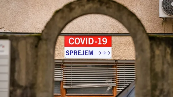 V soboto potrdili 520 okužb