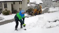Snega je dovolj za igro, a preveč za stro&scaron;ke