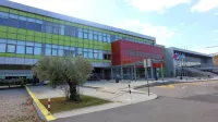 Pomislekom navkljub se je v  soboto  cepilo 42 od 49 prijavljenih 
učiteljev OŠ Koper.