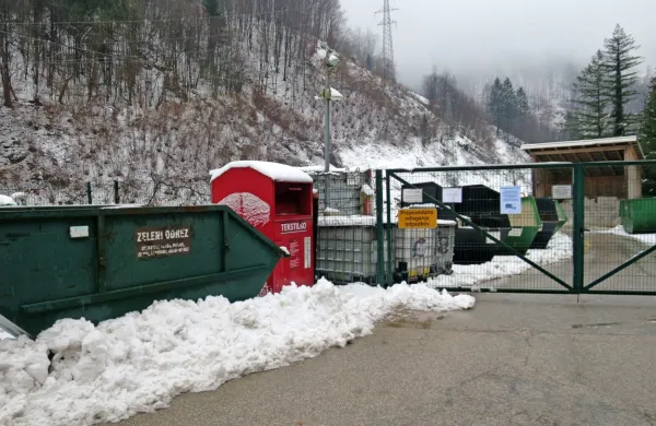 Tretji poskus podražitve odvoza odpadkov ni uspel. Svetniki pa so 
se vsaj spomnili, da občina potrebuje urejen zbirni center 
odpadkov. 