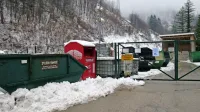 Tretji poskus podražitve odvoza odpadkov ni uspel. Svetniki pa so 
se vsaj spomnili, da občina potrebuje urejen zbirni center 
odpadkov. 