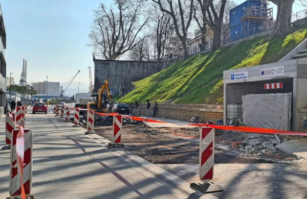 Gradijo kroži&scaron;če in dodatni dostop v garažo