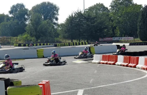 V Vrtojbi bodo skušali tudi letos izpeljati karting dirko za ženske. 