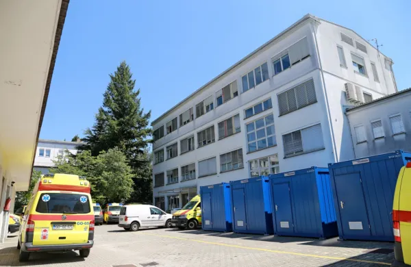 Med enajstdnevno zaustavitvijo javnega življenja bodo nemoteno 
delovale vse ambulante Zdravstvenega doma Nova Gorica. 