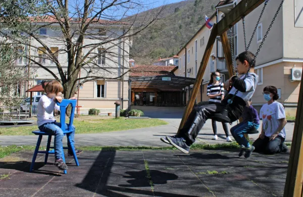 V vipavskem Ciriusu  danes zaznamujejo  svetovni dan zavedanja 
avtizma.