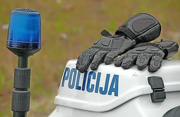 V poostrenem nadzoru zasegli predelan in ukraden moped