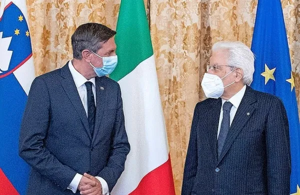   Predsednik republike Borut Pahor in italijanski predsednik Sergio 
Mattarella