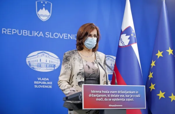 Tjaša Žohar Čretnik, direktorica Nacionalnega laboratorija za 
zdravje, okolje in hrano 