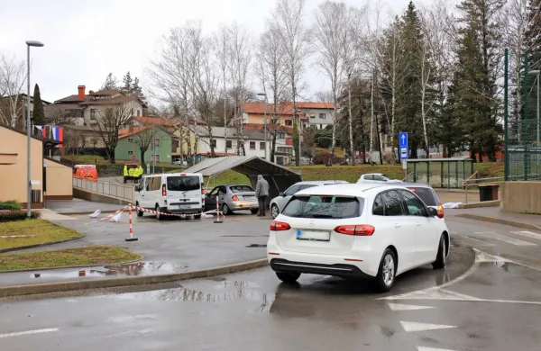 Največ okužb beležijo v zadnjih dneh v postojnski občini.